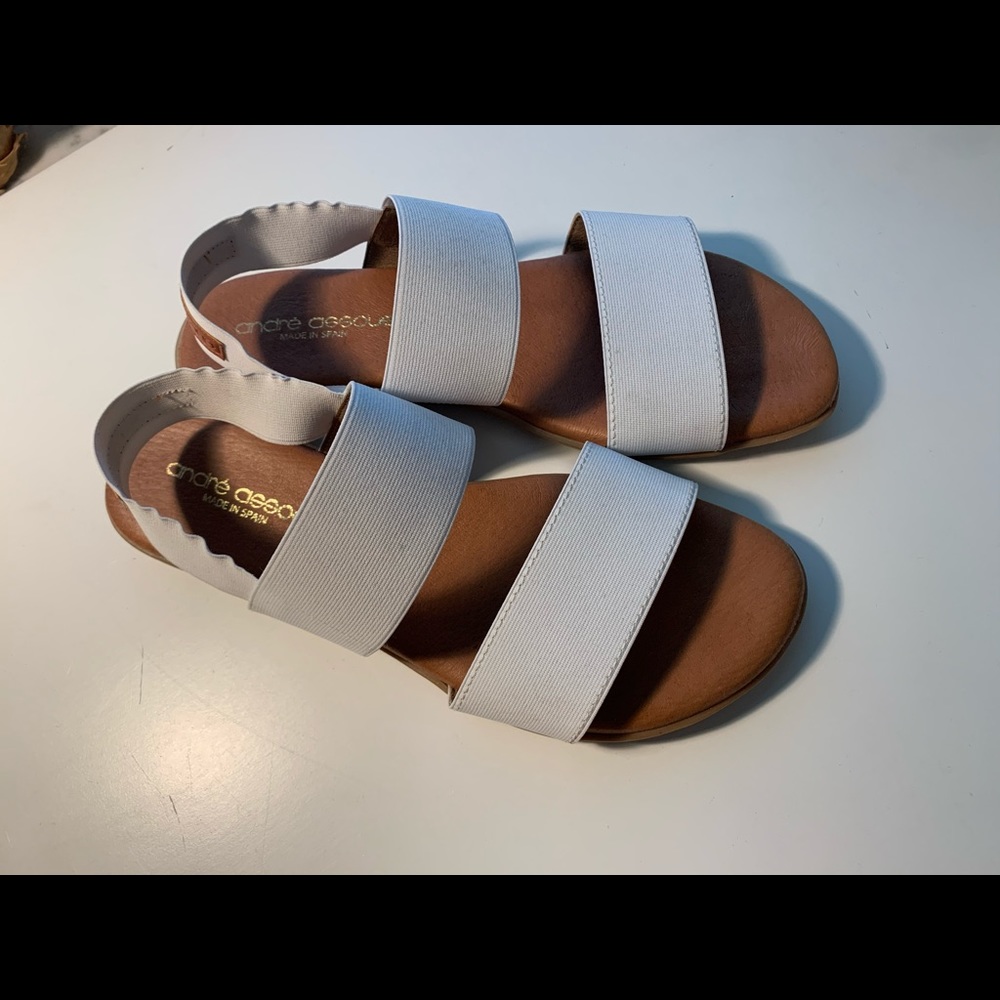 André Assous Nigella Elastic Sandals